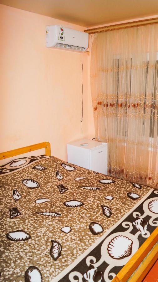 Гостевой Дом Ирина Hotel Sukhumi Eksteriør billede