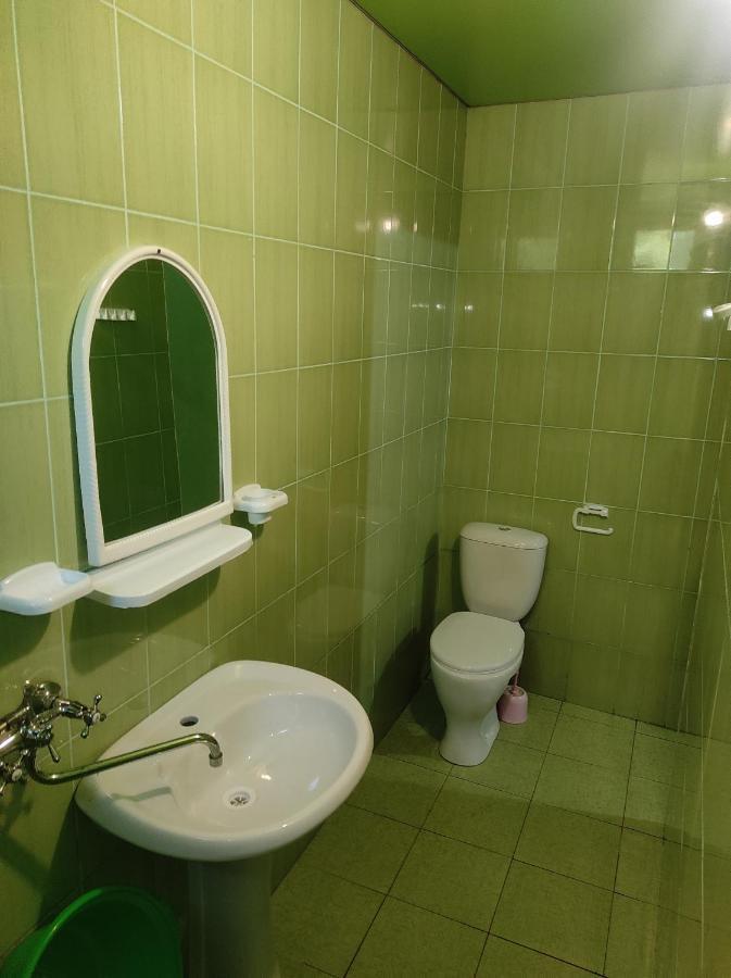 Гостевой Дом Ирина Hotel Sukhumi Eksteriør billede